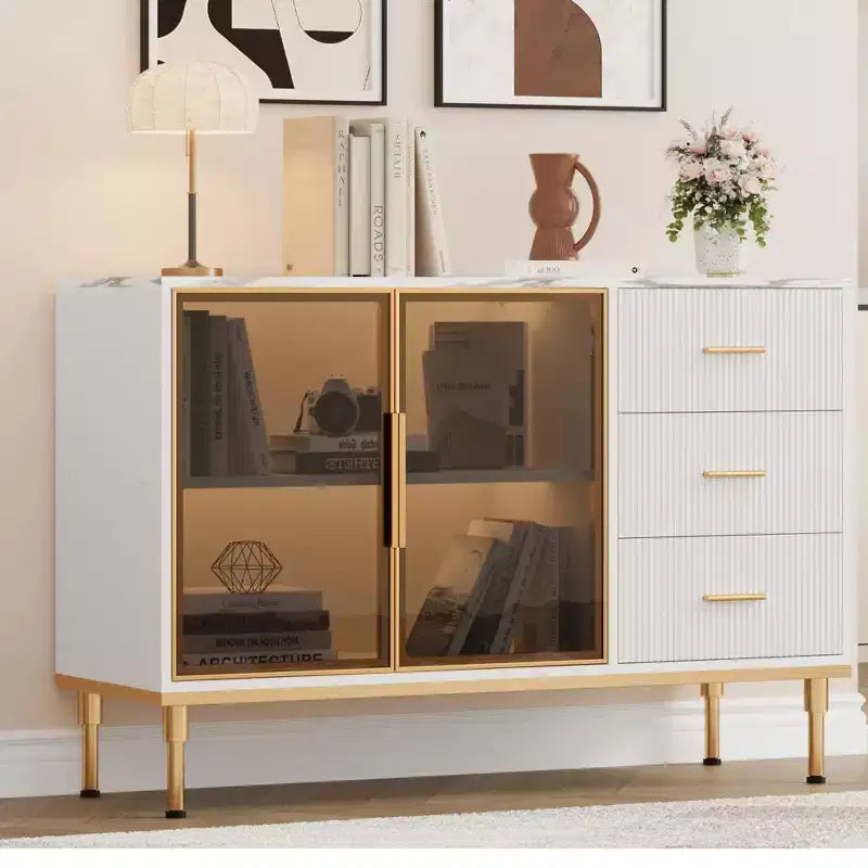 Buffet de 117,8 cm avec plateau en faux marbre, portes vitrées, 3 tiroirs et étagères réglables