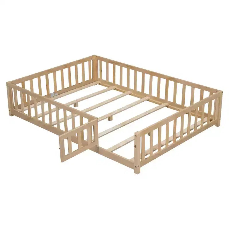 Lit au sol pleine grandeur pour tout-petits avec lattes de support et porte, lit Montessori moderne avec barrières de sécurité