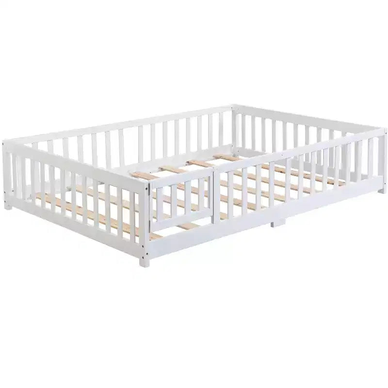Lit au sol pleine grandeur pour tout-petits avec porte pour enfants, lit Montessori maison moderne avec clôture